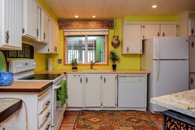 5371 Kitchen (1)