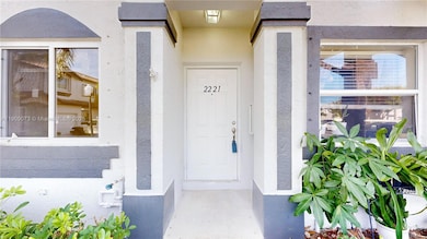 2221 SE 26th Ln unit 2221, Homestead, FL 33035 - photo 4