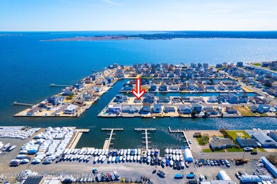 29 Cruiser Ct, Toms River, NJ 08753 - photo 3