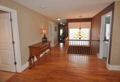 264 N Glenview Ave, Elmhurst, IL 60126 - photo 4