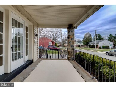 2601 Arlington Ave, Brookhaven, PA 19015 - photo 3