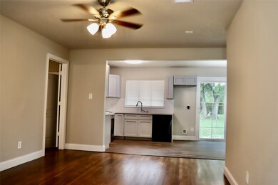 7101 Parker Rd, Houston, TX 77016 - photo 4
