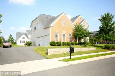 25587 S Village Dr, Chantilly, VA 20152 - photo 2