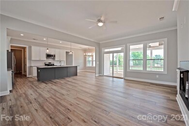 239 Lone Pine Rd unit 6, Statesville, NC 28625 - photo 3