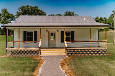 White Cabin-5