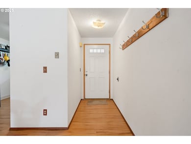 29700 SW Courtside Dr unit 40, Wilsonville, OR 97070 - photo 4