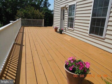 5922 Oklahoma Rd, Sykesville, MD 21784 - photo 7