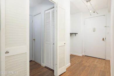 Riverview Towers unit 7D, Red Bank, NJ 07701 - photo 7