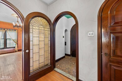 1350 Buckingham Rd, Grosse Pointe Park, MI 48230 - photo 3