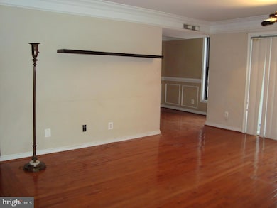 102 Duvall Ln, Gaithersburg, MD 20877 - photo 4