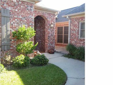 122 Martinique Dr, Madison, MS 39110 - photo 2