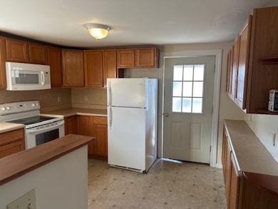 31 Central Square unit B, Troy, NH 03465 - photo 2