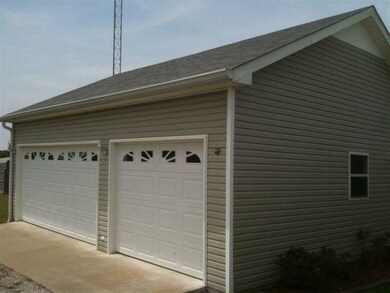 1569 Powell Ln, Lewisburg, TN 37091 - photo 6