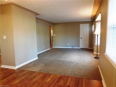 4870 Elmwood Dr, Sheffield Lake, OH 44054 - photo 2