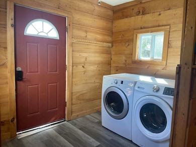 10 Pinkham St, Lincoln, ME 04457 - photo 3