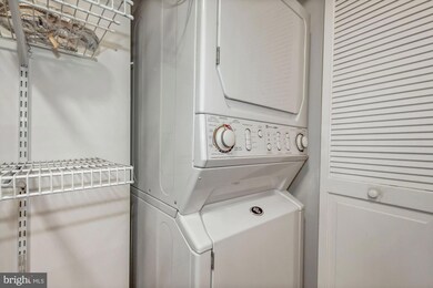 8101 Connecticut Ave unit C400, Chevy Chase, MD 20815 - photo 6