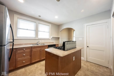 4905 Broadway St, Indianapolis, IN 46205 - photo 7