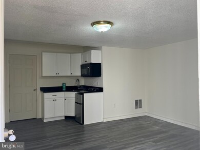 2308 Hunters Square Ct unit BASEMENT, Reston, VA 20191 - photo 2