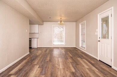 234 Nueces St, Bay City, TX 77414 - photo 6