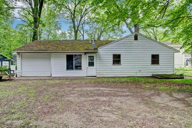Shanna Ax 3048 Baseline Road-3a