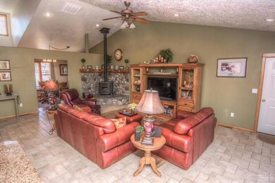 3355 SW 47th St, Redmond, OR 97756 - photo 6