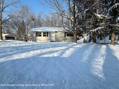 6820 Richard Rd, Lansing, MI 48911 - photo 3