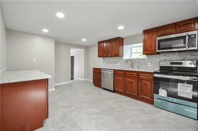 5661 Limeport Pike, Coopersburg, PA 18036 - photo 6