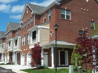 5113 Shamrocks Delight Dr, Bowie, MD 20720 - photo 3