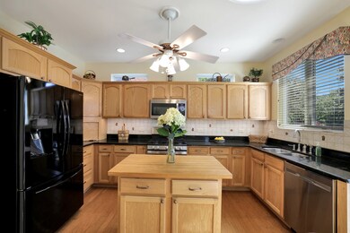 13221 Stratford Ln, Huntley, IL 60142 - photo 7