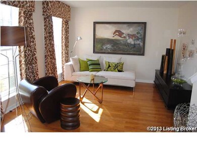 6731 Arbor Creek Dr, Louisville, KY 40228 - photo 2