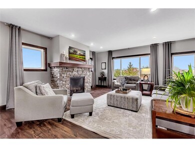 Open concept floor plan that is flooded with natur