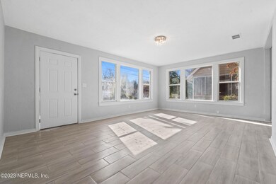 4645 Kingsbury St, Jacksonville, FL 32205 - photo 4