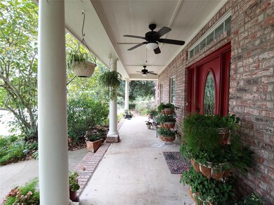 2015 Pecan St, Bonham, TX 75418 - photo 2