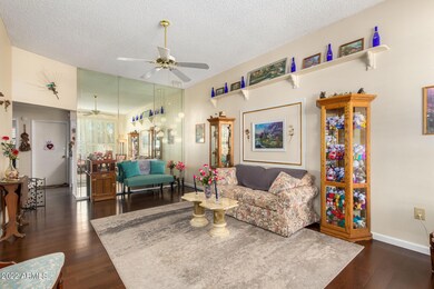 14202 N Newcastle Dr, Sun City, AZ 85351 - photo 2