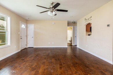 Living Rm