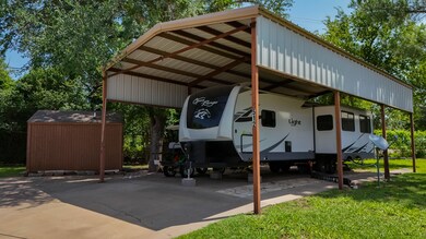 512 Brazos Harbor Cir, Granbury, TX 76048 - photo 6