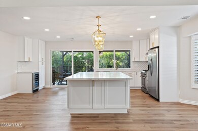 6-web-or-mls-06 - Kitchen