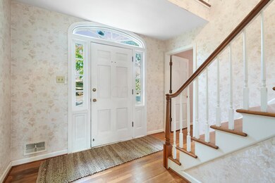 899 Litchfield Ct, Columbus, OH 43235 - photo 5