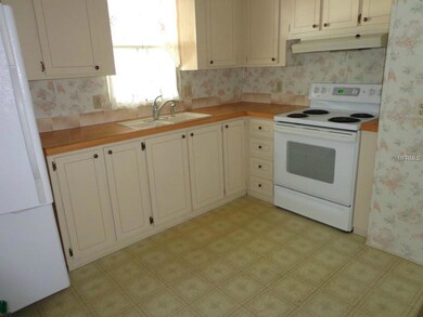 5544 Regal Way, Zephyrhills, FL 33541 - photo 6