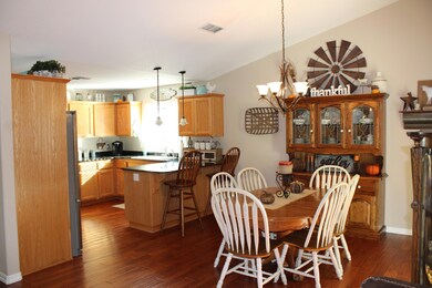 209 Kroner Dr, Grants Pass, OR 97527 - photo 5