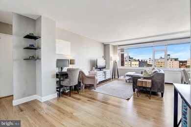 Dupont East Condominium unit 920, Washington, DC 20036 - photo 5