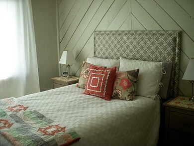 5228 Carrollton Ave, Indianapolis, IN 46220 - photo 7