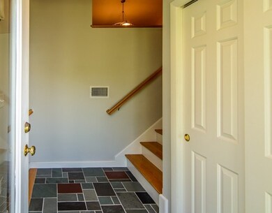 6 Juniper Ln, Northborough, MA 01532 - photo 5