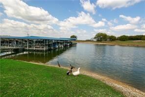 16064 Faircrest Dr, Whitney, TX 76692 - photo 2