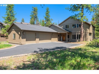 57670 Cottonwood Ln unit 8, Bend, OR 97707 - photo 3
