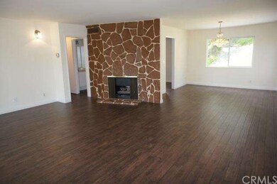 Living room / Dining