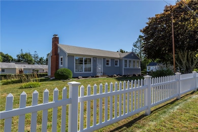 7 Frank Low St, Narragansett, RI 02882 - photo 5