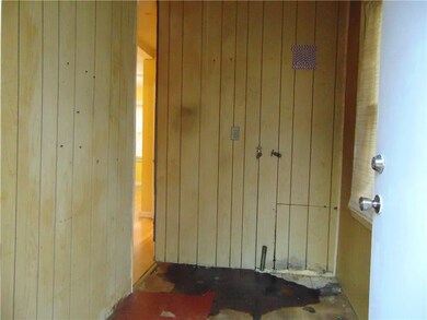 323 Hackley Ave, Des Moines, IA 50315 - photo 7