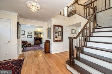 7802 Lakeland Valley Dr, Springfield, VA 22153 - photo 5