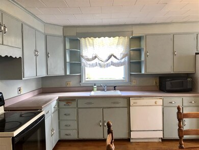 77 Colorado St, Keene, NH 03431 - photo 6